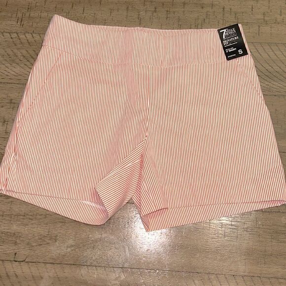 NWT New York and Company pull on striped shorts size small - Picture 1 of 7